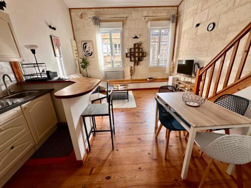 LES APPARTEMENTS DE GARONNE - Face à BORDEAUX - Location saisonnière - Lormont