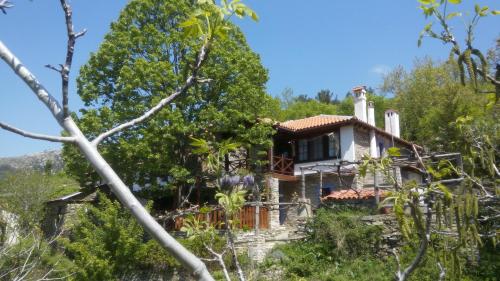  House Rodia in 64010 Prinos