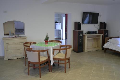 Guest house on Lenina 35 a - image 3