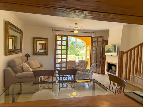 Casa Solete en exclusivo Resort Desert Springs Golf y piscina en Vera playa in Las Cunas