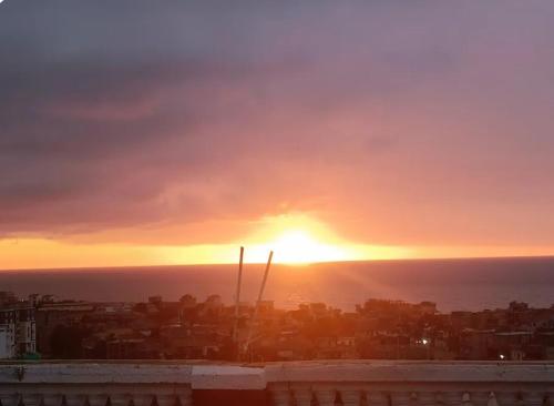 Vue sur mer avec terrasse, admirez le coucher du soleil in Cherchell