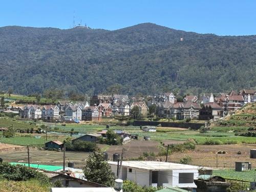 Full Moon by Prime Hotels in Nuwara Eliya