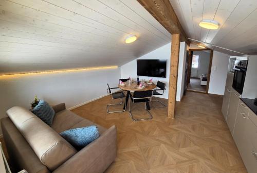 Alpine Balcony 2-Room apartment 3
