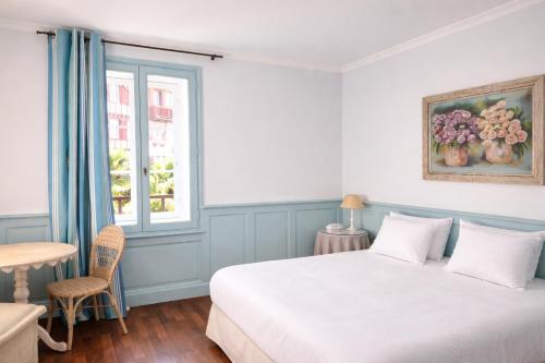1 queen bed