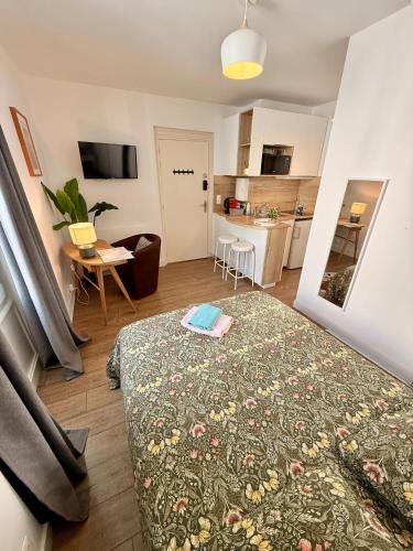 Alizé Studio COSY dans résidence Privée avec Patio à proximité (Alize Studio COSY dans residence Privee avec Patio a proximite) in Saint-Nazaire