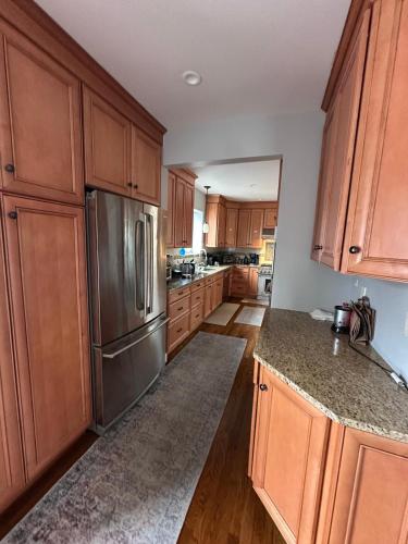 -No22- Comfy Room in a House - 5 min to Green Line T Station & Newton Wellesley Hospital at Newton B in Newton (Massachusetts)