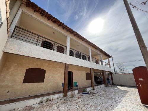 Casa ampla em Cabo Frio perto da praia – khách sạn tại Foguete