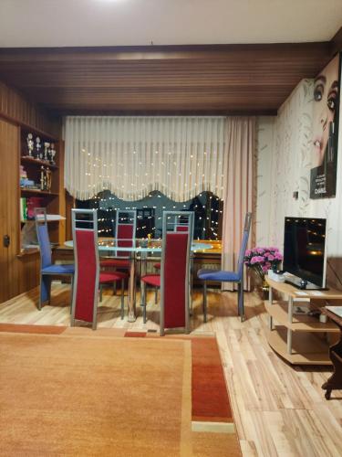 Spacious house for groups up to 12 guests in 迪倫堡