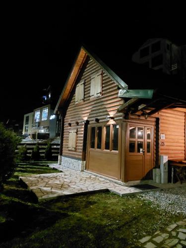 Zara Chalet