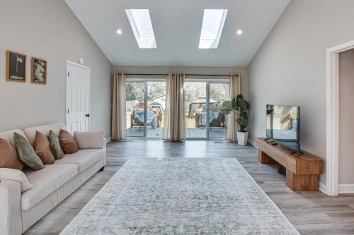 Golf, Ride and More! Home in Dtwn Southern Pines in 南派恩斯