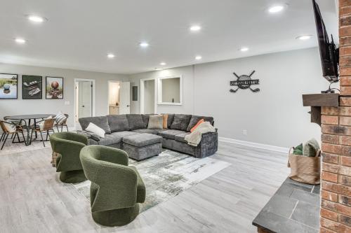 Golf, Ride and More! Home in Dtwn Southern Pines in 南派恩斯