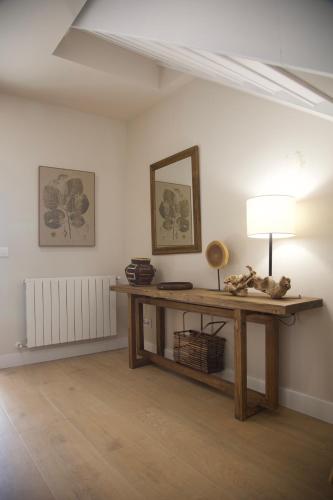 2 bedrooms, 4 beds