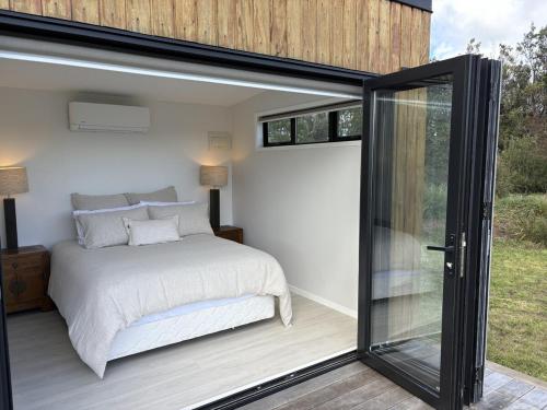 Peaceful Farm Retreat with Scenic Walks in Papaiti