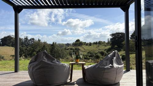 Peaceful Farm Retreat with Scenic Walks in Papaiti