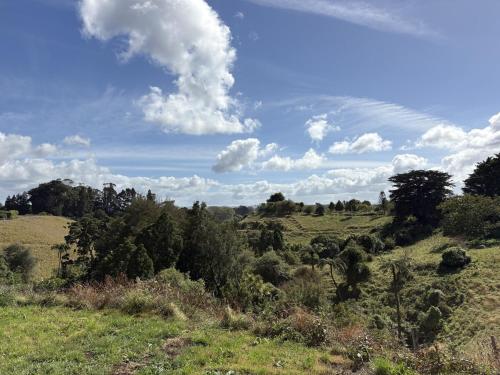 Peaceful Farm Retreat with Scenic Walks in Papaiti