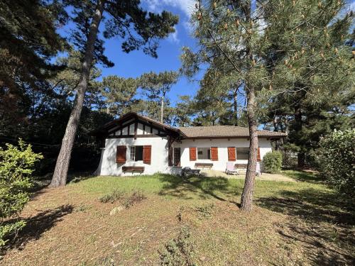 Villa Calme entre Océan et Lac - 8 Pers - 4 Ch - Terrasse - BBQ - Jardin - Biscarrosse Plage - FR-1-319-418