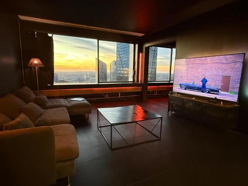 Netflix & sky jacuzzi - Location saisonnière - Puteaux