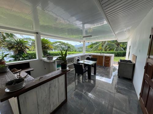 Villa Blue Lagoon Tahaa in ตาฮา