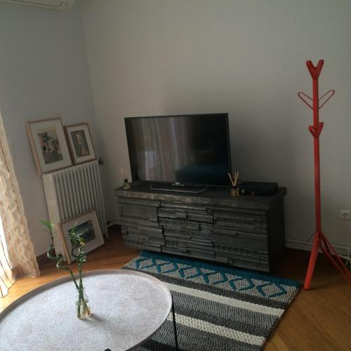 Lux Kolonaki Apartment - image 4