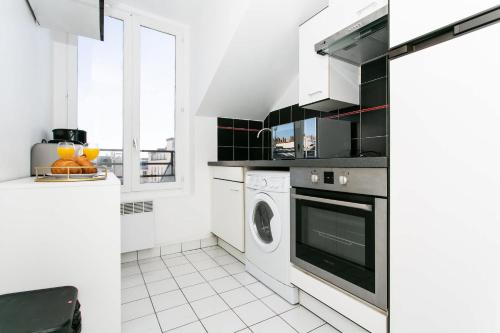 BnBNova - 1BR - Upper Marais & Pompidou - image 9