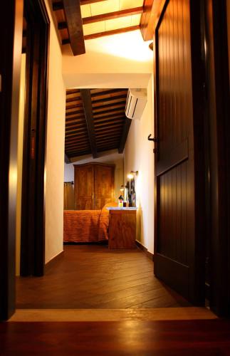 B&B Sabir - image 11