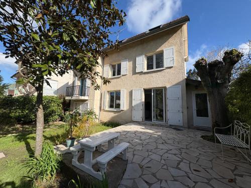 Maison familiale au Vesinet, calme et proche Paris in Le Vesinet