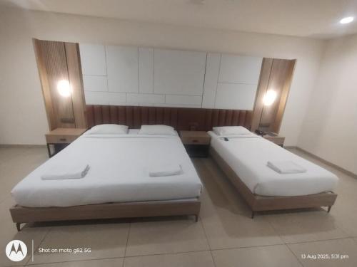 Hotel Shubham Prestige kandlakoya photo 5