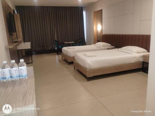 Hotel Shubham Prestige kandlakoya photo 4