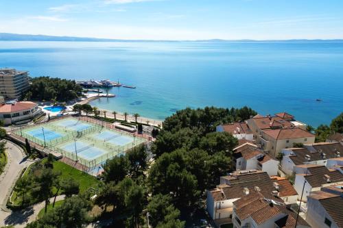 Just Meters from the sea Lavica Beachfront Apartments 4