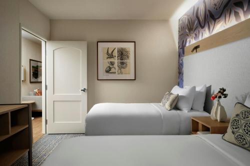 Sleeps 2