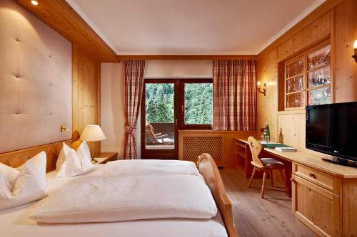 84340778 Relais&Châteaux Spa-Hotel Jagdhof