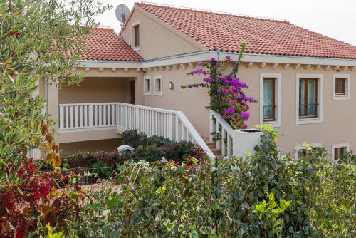 Apartments - Villa Ana - image 4