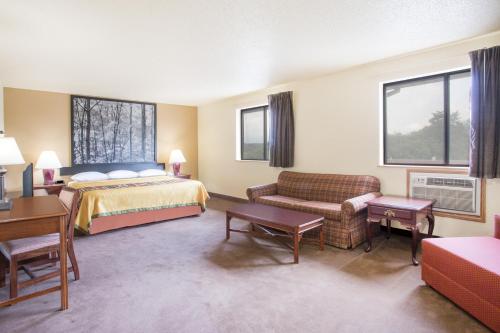 ซูเปอร์ 8 บาย วินด์แฮม เลกซิงตัน เวอร์จิเนีย (Super 8 By Wyndham Lexington Va) in เลกซิงตัน (VA)