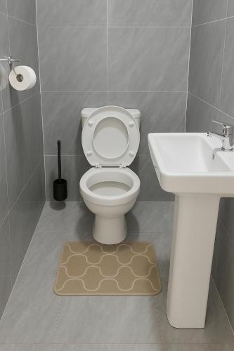 Nwatt property holiday living - image 2
