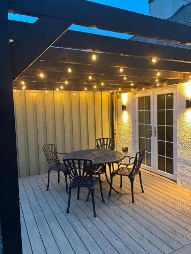 Сад, Newly Renovated Cottage - Near Balmedie Beach in Балмеді