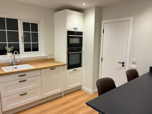 Newly Renovated Cottage - Near Balmedie Beach in Балмеді