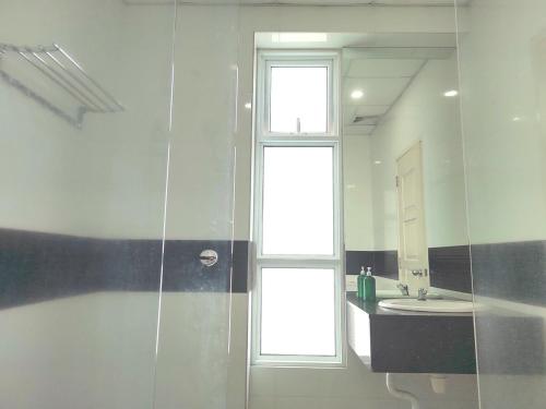 New 2br 2bath/ Seaview/ MansionOne/ Gleneagles