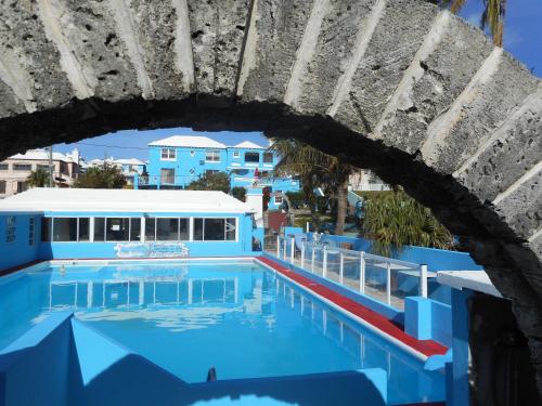 スイミングプール, Blue Horizons Guest House in ハミルトン