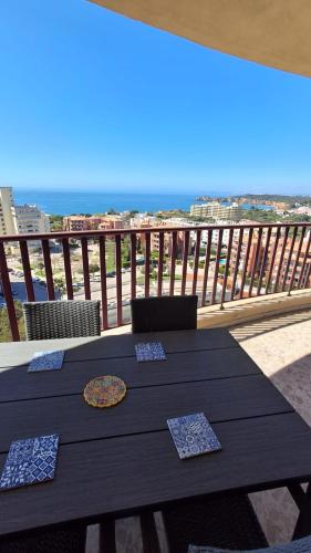 Da Rocha Beach, AMAZING 180M Sea View – khách sạn tại Praia do Vau