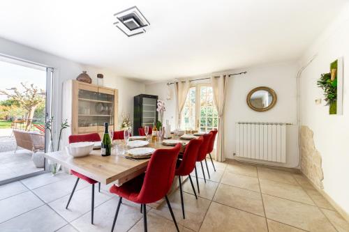 Oprema, Superbe Villa classée 4 étoiles, Jardin 1200m2 et Piscine - 8 Personnes (Superbe Villa classee 4 etoiles, Jardin 1200m2 et Piscine - 8 Personnes) in Les Lones