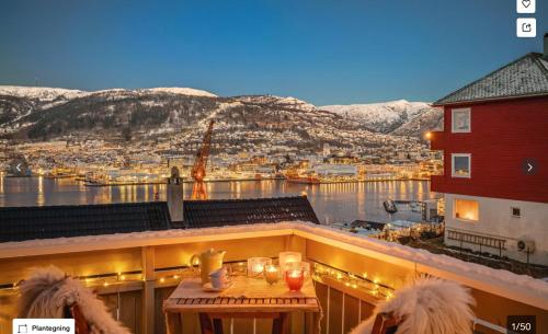 Stunning Views - Free Parking - Private terrace – khách sạn tại Laksevåg
