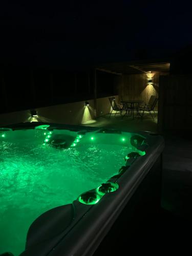 Woodburn Lodges 5