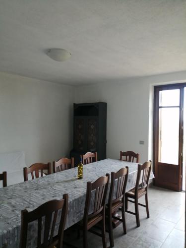 Casa tra i vigneti in Calosso