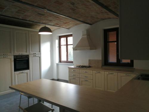 Casa tra i vigneti in Calosso