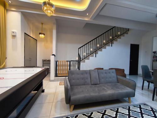 Lilaluxstay – khách sạn tại Kota Kemuning