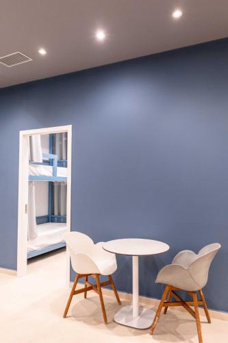 Удобства, Mega Hostel in Саранда