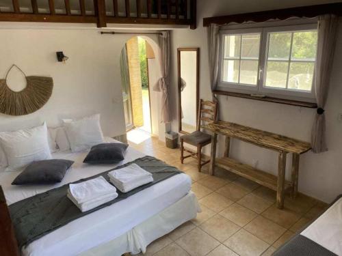 5 twin beds
