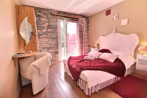 卡米里雅區酒店 (Au Domaine des Camelias) in 普呂梅利歐