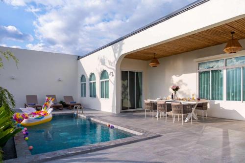 The Peak Hill Pool Villa - 수영장