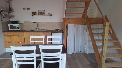 Gîte écologique (Gite ecologique) in Moon-sur-Elle